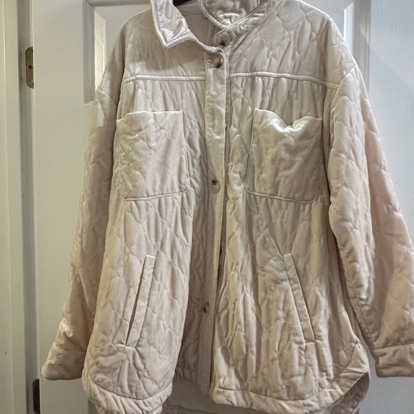 See And Be Seen Jackets & Blazers - Elegant Cream Quilted Women's Puffer Jacket